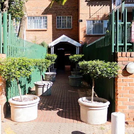 Lovely Spacious Two Bedroom Apartment Johannesburg Exterior photo
